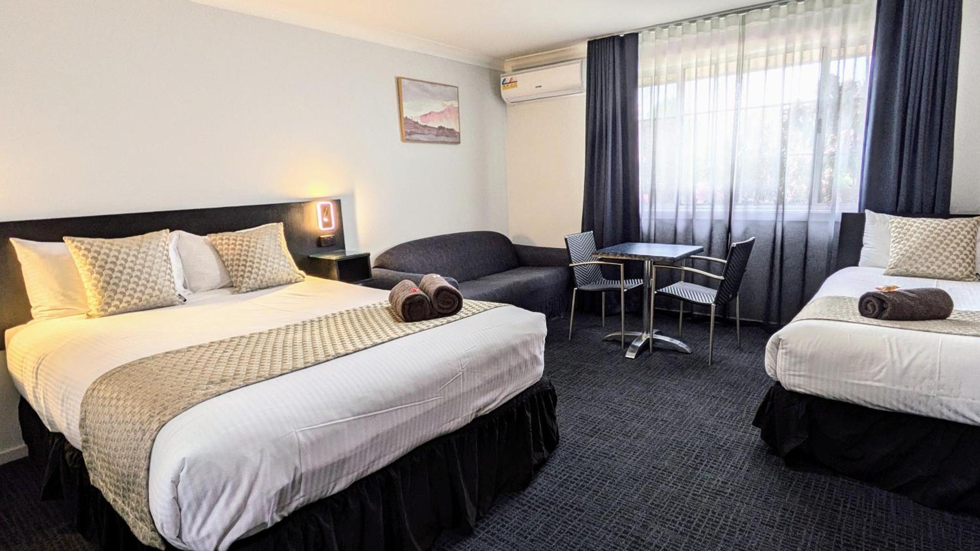 Highlands Motor Inn Oberon Exteriör bild